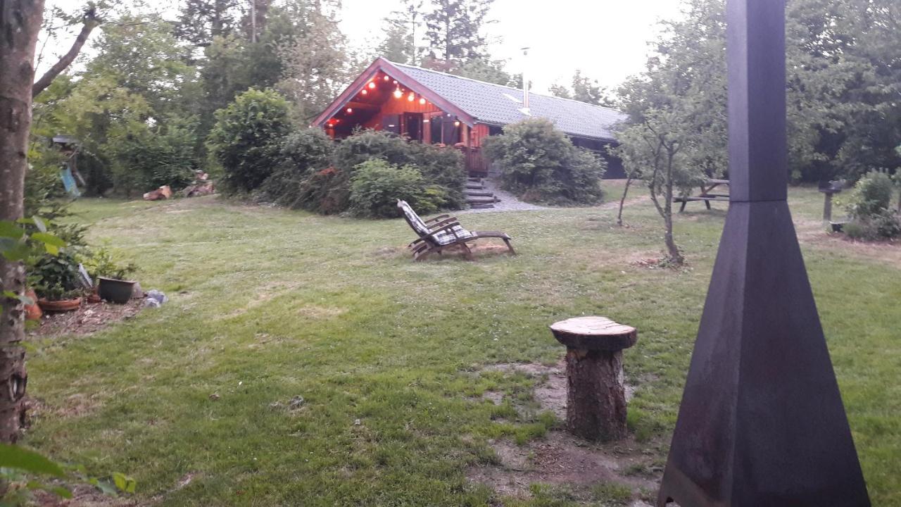 Chalet Barvaux Met Grote Tuin デュルビュイ エクステリア 写真