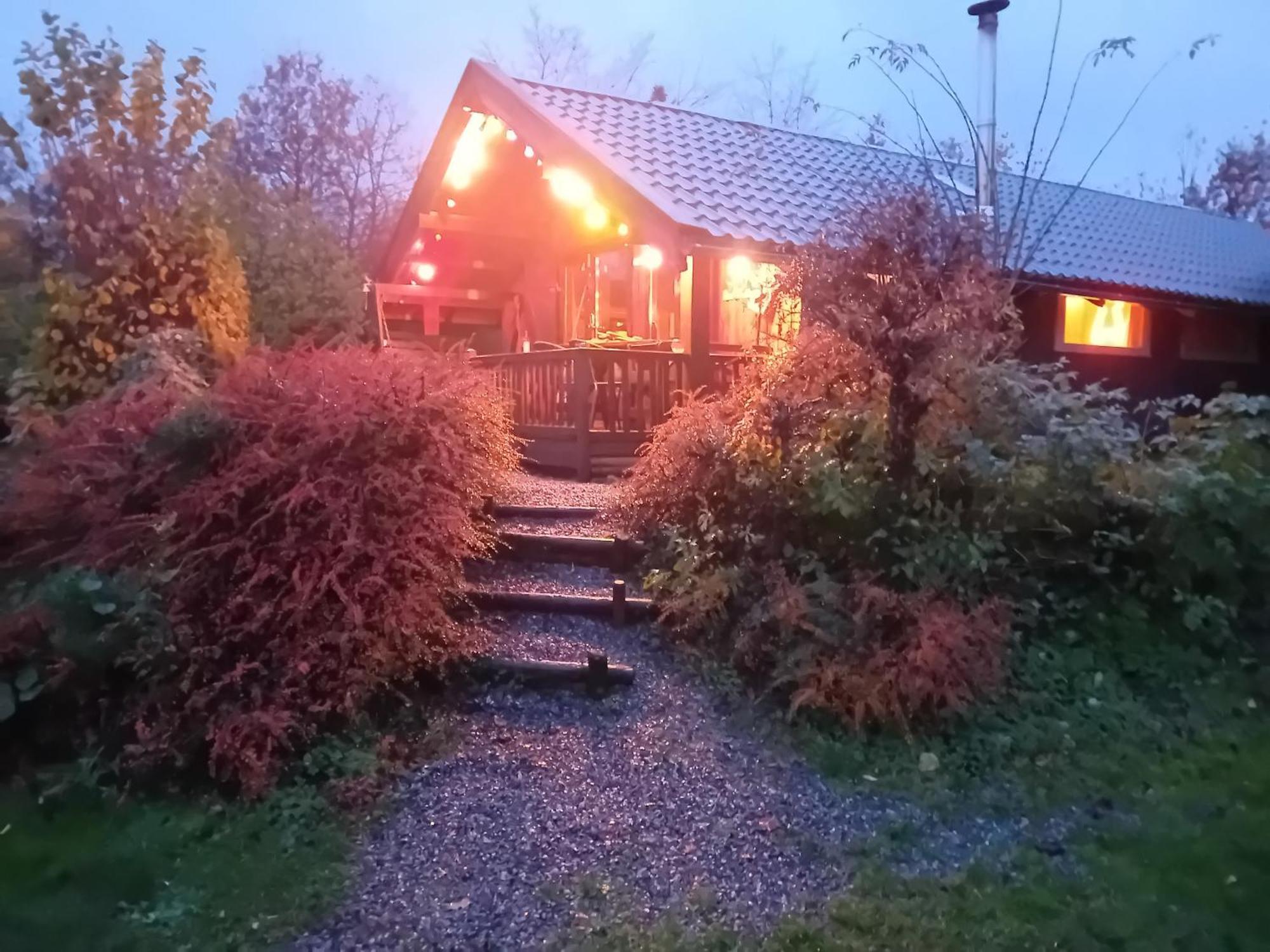 Chalet Barvaux Met Grote Tuin デュルビュイ エクステリア 写真